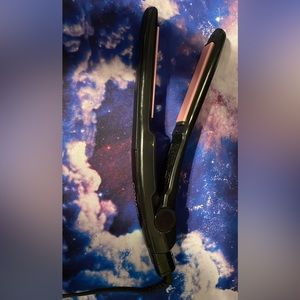 Conair hair straightener